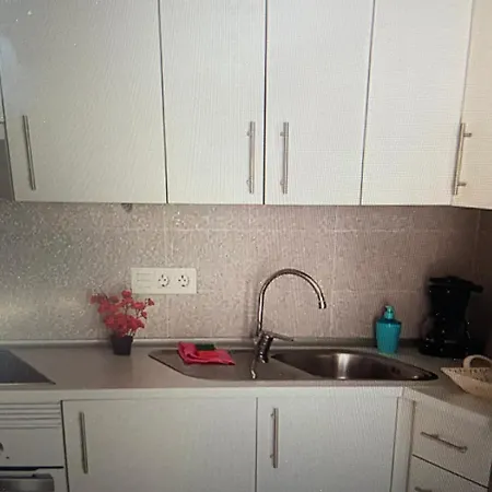 Apartment Holiday 아데제